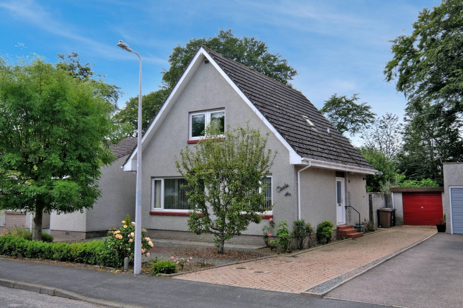 Photo of 53 Middleton Circle, Bridge of Don, Aberdeen, AB22 8LF — offers over £250,000