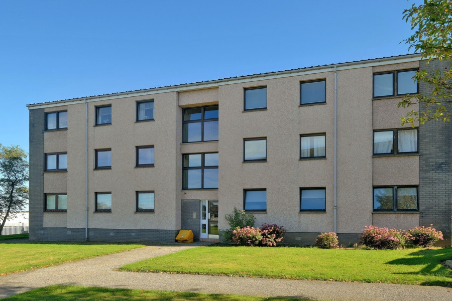 Photo of Flat 9, 26 Nigg Kirk Road, Aberdeen, AB12 3BF — offers over £70,000