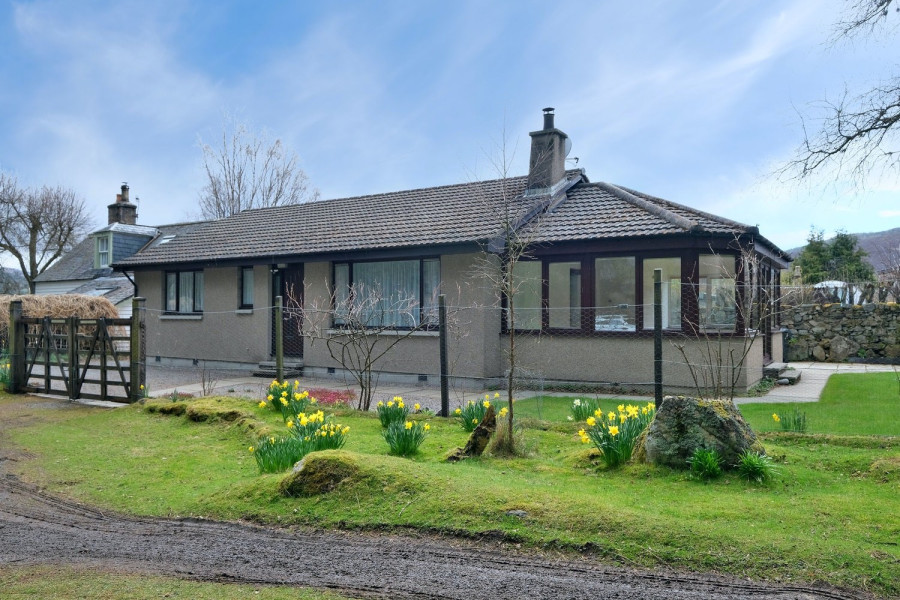 Photo of Somerset Cottage, 25 Mar Road, Braemar, Aberdeenshire, AB35 5YL — offers over £275,000
