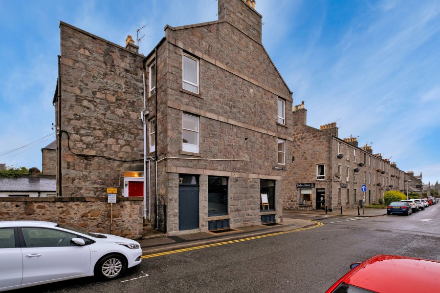 Photo of 4a 1st Floor, Claremont Place, Aberdeen, AB10 6RH — offers over £190,000
