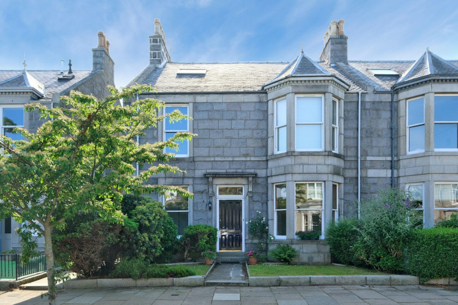 Photo of 15 Burns Road, Aberdeen, AB15 4NT — offers over £240,000