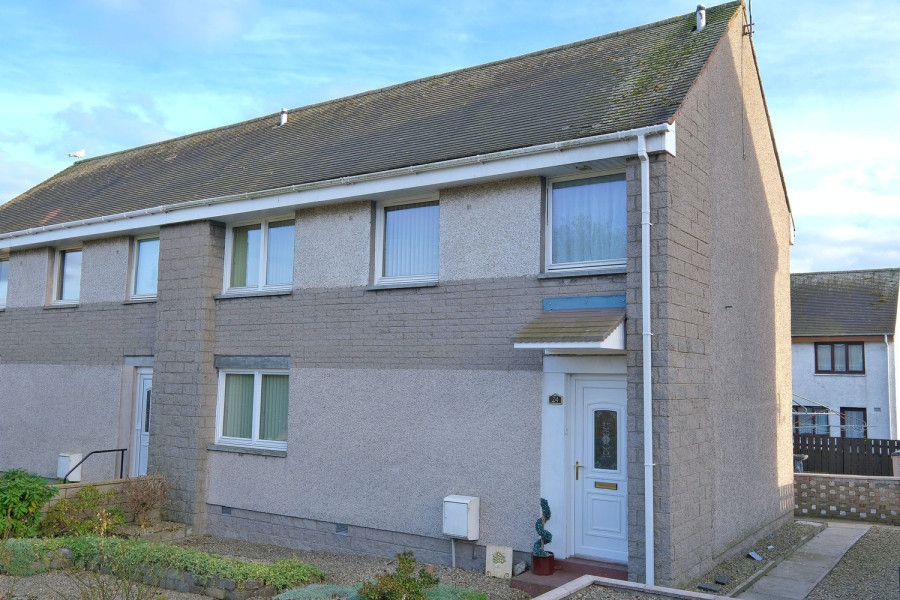 Photo of 24 Cardens Knowe, Bridge of Don, Aberdeen, AB22 8PE — offers over £165,000