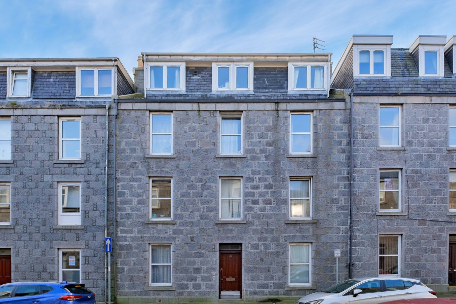 Photo of 49 Ashvale Place, Aberdeen, AB10 6QJ — fixed price £72,000