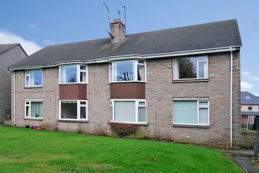Photo of 13 Duthie Court Aberdeen, AB10 7PG — offers over £140,000