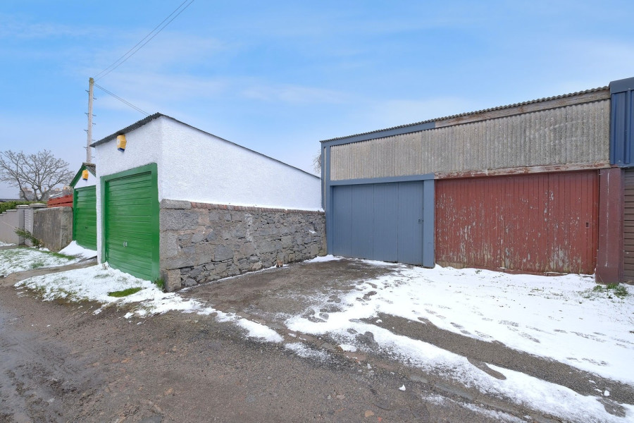 Photo of Garage 1, Duthie Terrace Lane, Aberdeen, AB10 7NP — offers over £15,000