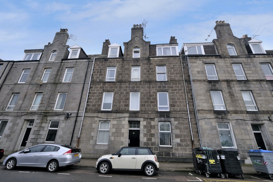 Photo of 22 Holland Street, Aberdeen, AB25 3UL — offers over £55,000