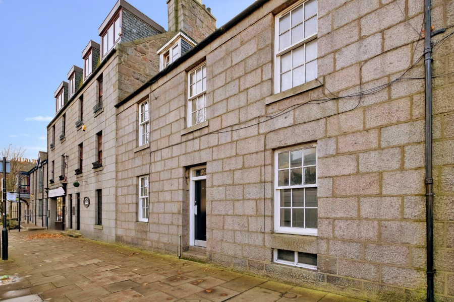 Photo of 55D Huntly Street Aberdeen, AB10 1TH — offers over £65,000