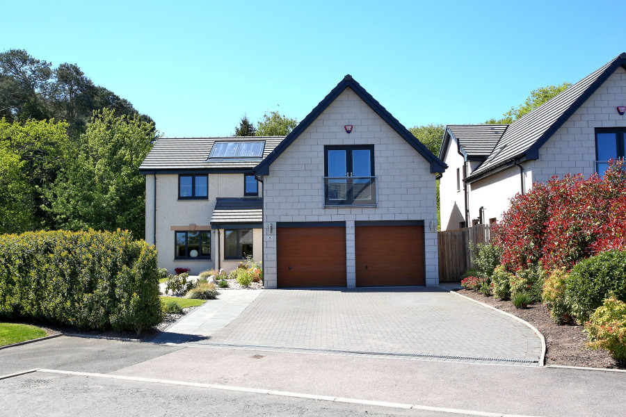 Photo of 4 Irvinemuir Park, Drumoak, Aberdeenshire, AB31 5BF — offers over £495,000