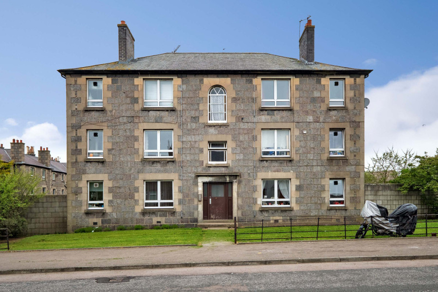 Photo of Flat E 51 Mansefield Road, Torry, Aberdeen, AB11 9JY — fixed price £59,950