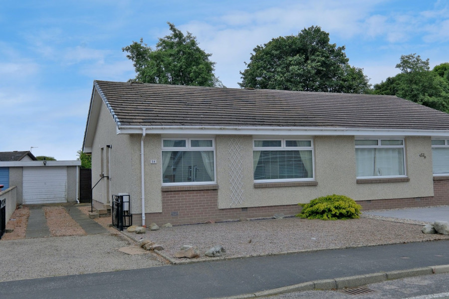 Photo of 54 Middleton Circle, Bridge of Don, Aberdeen , AB22 8NZ — offers over £165,000