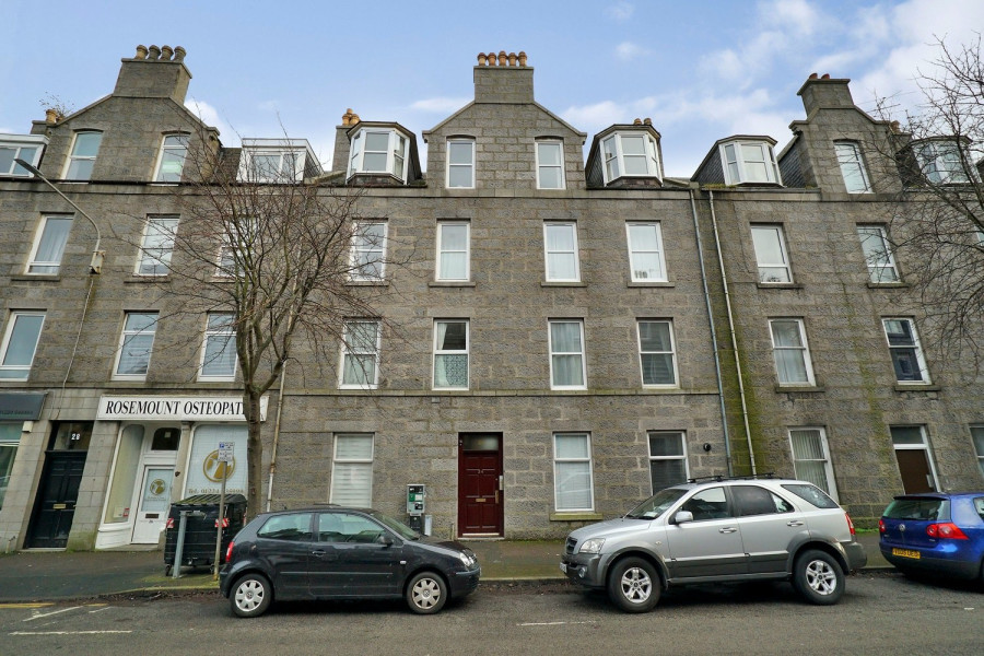 Photo of 24 Northfield Place, First Floor Left, Aberdeen, AB25 1SD — £500 per month