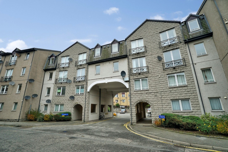 Photo of 105 Strawberry Bank Parade, Aberdeen, AB11 6UU — £550 per month