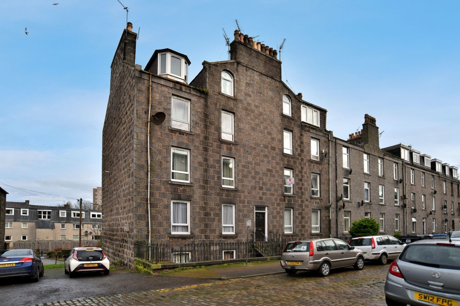 Photo of 15H Summerfield Terrace, Aberdeen, AB24 5JB — offers over £80,000