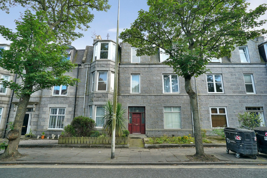 Photo of First Floor Flat Left, 273 Union Grove, Aberdeen, AB10 6TA — fixed price £120,000