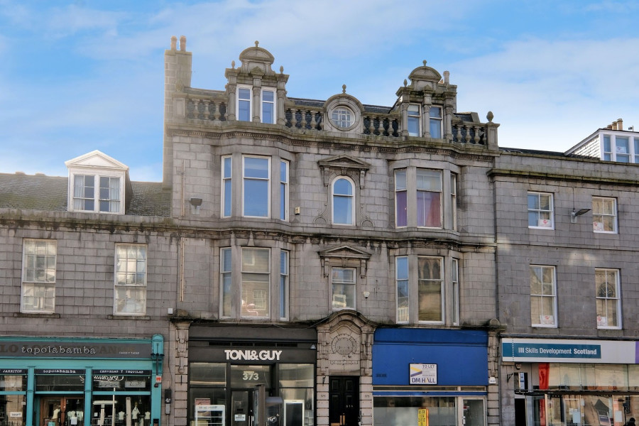 Photo of Flat 10, 375 Union Street, Aberdeen, AB11 6BT — offers over £120,000