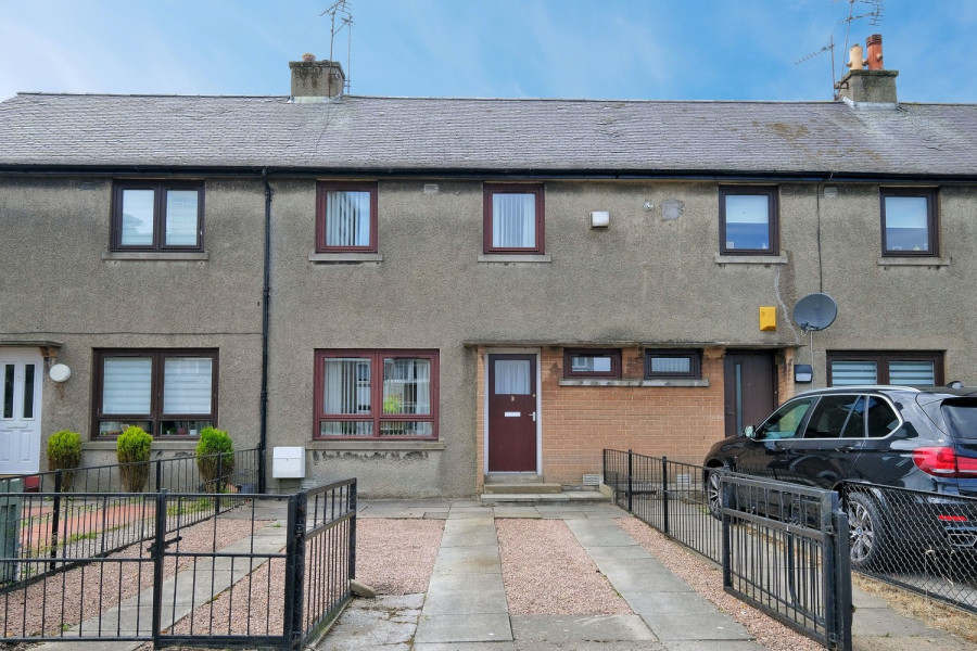 Photo of 3 Upper Mastrick Way Aberdeen , AB16 5JT — offers over £125,000